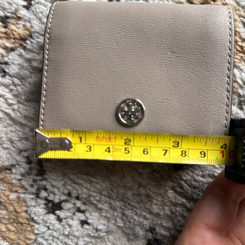 Tory Burch Light Gray Leather Trifold Wallet with Silver Logo - Picture 4 of 5